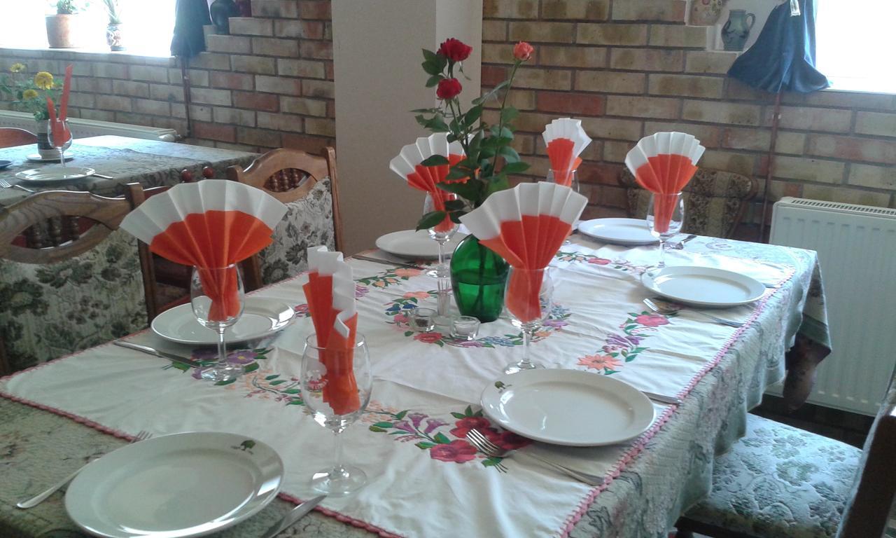 Bed and Breakfast Kisdiofa Panzio Es Vendeglo Vajdácska Zewnętrze zdjęcie