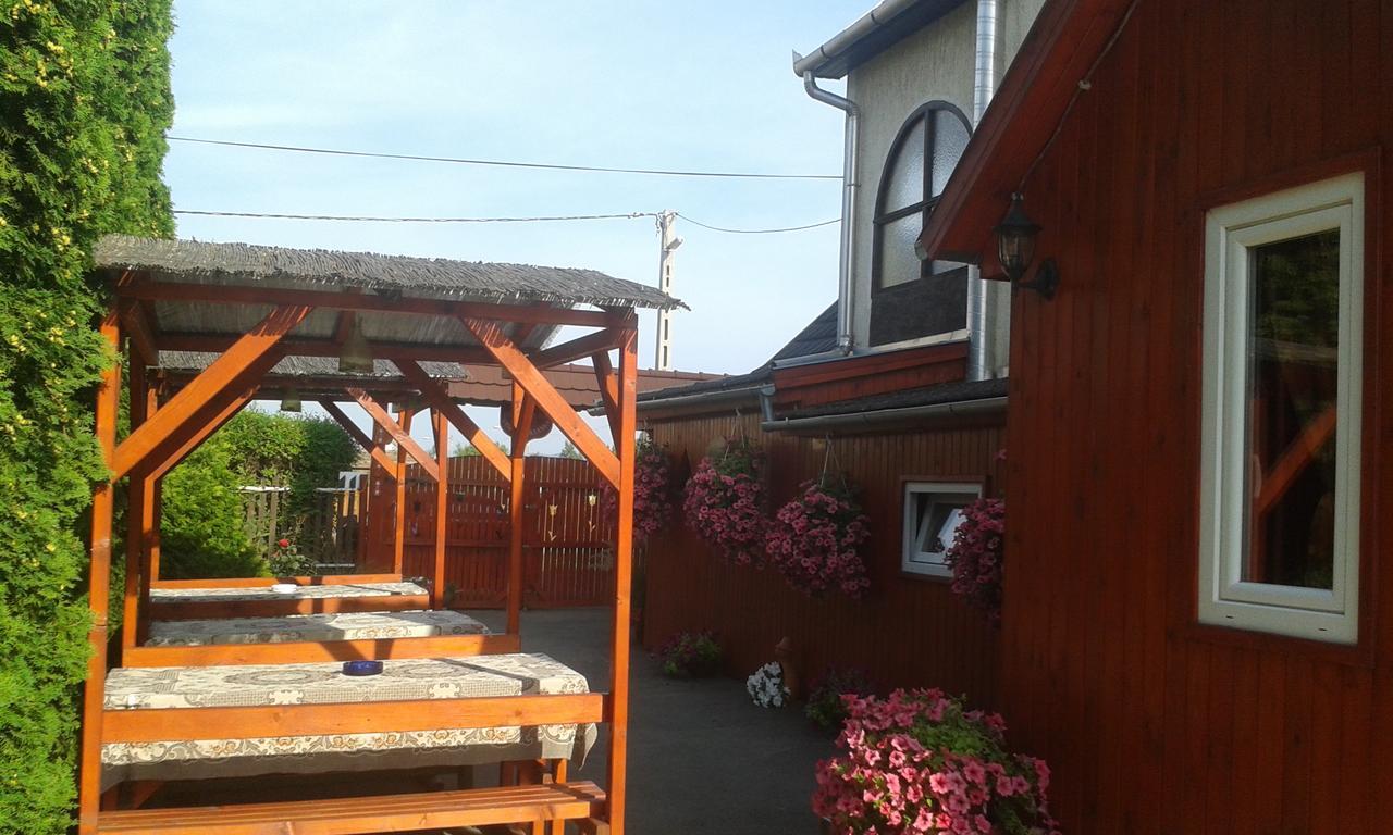 Bed and Breakfast Kisdiofa Panzio Es Vendeglo Vajdácska Zewnętrze zdjęcie